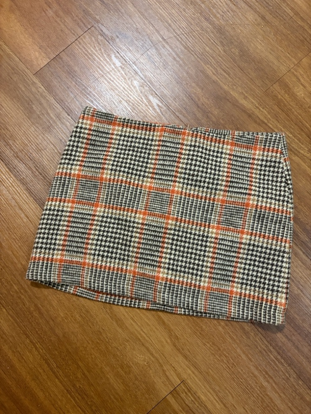Brandy Melville Houndstooth Plaid Mini Skirt with Orange Accents Wool Look
